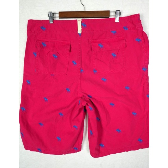 Abercrombie & Fitch‎ Shorts Mens XL Red Moose All over Print Bermuda Baggy - Picture 2 of 8